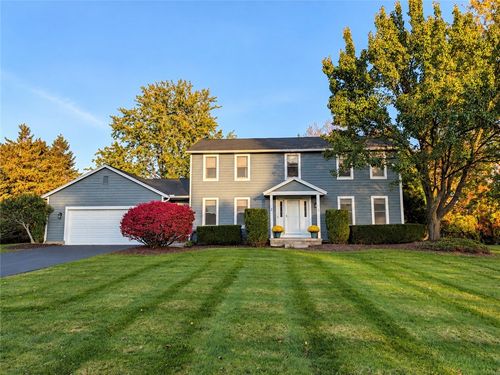 2 Thomas Maria Cir, Webster, NY, 14580-2211 | Card Image