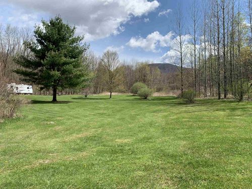 773 Shaftsbury Hollow Rd, North Bennington, VT, 05257-9707 | Card Image