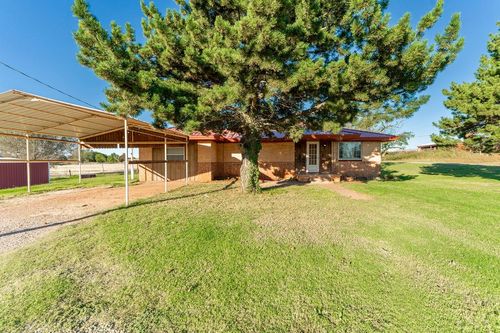 409 W 5th St, Foss, OK, 73647-4719 | Card Image