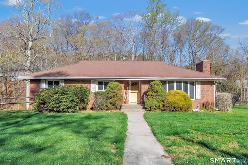 26 Oak Hill Ln, Shelton, CT, 06484-5926 | Card Image