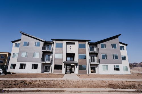 10-203-333 W Volunteer Dr, Spanish Fork, UT, 84660 | Card Image