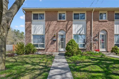 14-165 Green Valley Dr, Kitchener, ON, N2P1K3 | Card Image