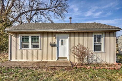 3318 Coker Ave, Evansville, IN, 47714-6404 | Card Image