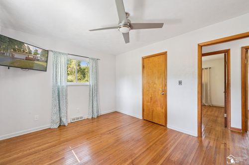 3943 Knepper Rd, Lambertville, MI, 48144-9784 | Card Image