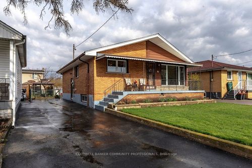 92 Reid Ave S, Hamilton, ON, L8K3V1 | Card Image