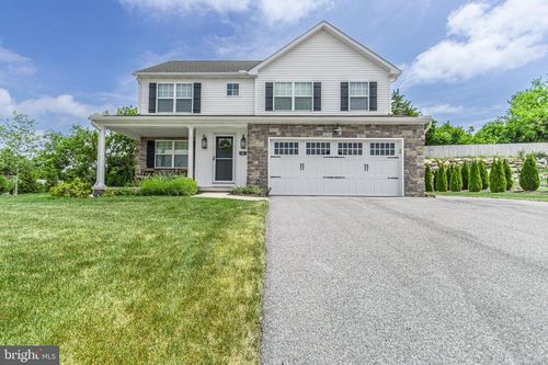 96 Lester Ave, YORK, PA, 17408-6277 | Card Image