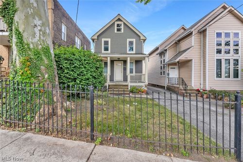 2186 Cornell Rd, Cleveland, OH, 44106-3806 | Card Image