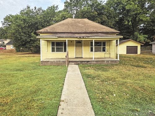 310 Wilson Ave, Tahlequah, OK, 74464-4033 | Card Image