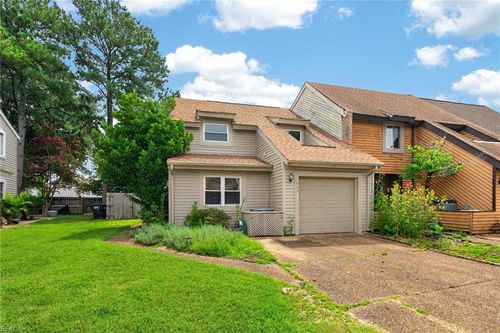 668 Masefield Cir, Virginia Beach, VA, 23452-1909 | Card Image