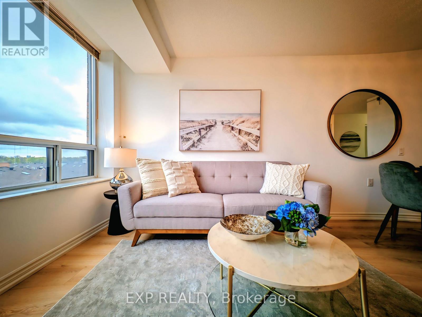 Residential in Toronto (Steeles) 3
