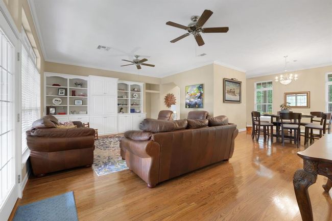 69 Lake Oaks Cir, House other with 3 bedrooms, 3 bathrooms and 3 parking in Coldspring TX | Image 26