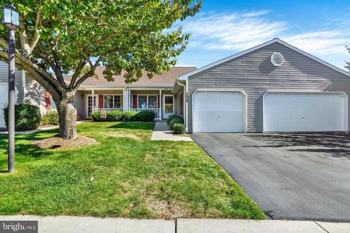 3079-3079 Lakefield Rd, YORK, PA, 17402-7560 | Card Image