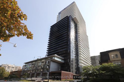 417-101 Erskine Avenue, Toronto, ON, M4P1Y5 | Card Image