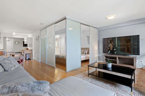 406-718 Main St, Vancouver, BC, V6A0B1 | Card Image