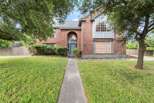 8301 Landsman Dr, Austin, TX, 78736-3143 | Card Image