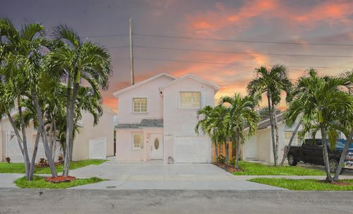 13741 Sw 160th Ter, Miami, FL, 33177-1957 | Card Image