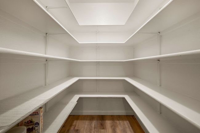 Pantry | Image 15