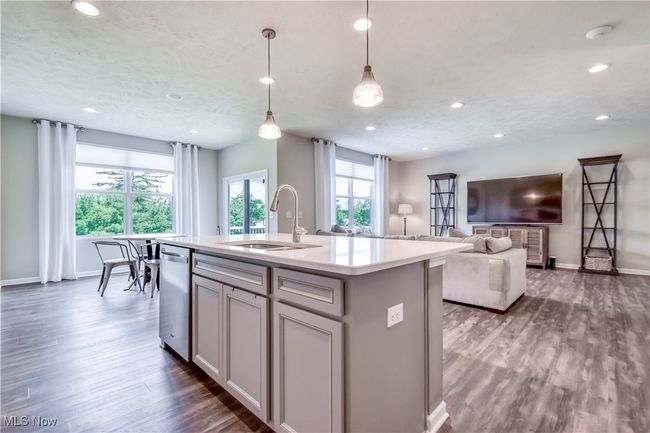 170 Nottingham Way, House other with 4 bedrooms, 3 bathrooms and null parking in Wadsworth OH | Image 15