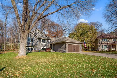 745 Mill Run Cir, Eagan, MN, 55123-1687 | Card Image