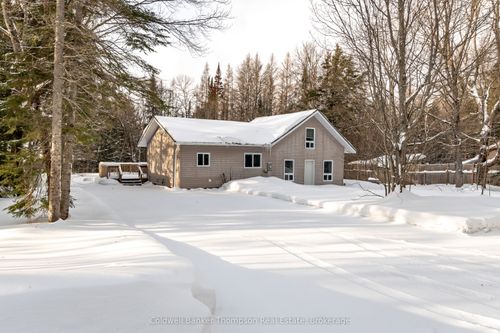 1980 Lone Pine Dr, Port Sydney, ON, P0B1L0 | Card Image