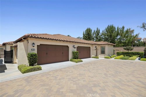 152 Burgess, Irvine, CA, 92618-0895 | Card Image