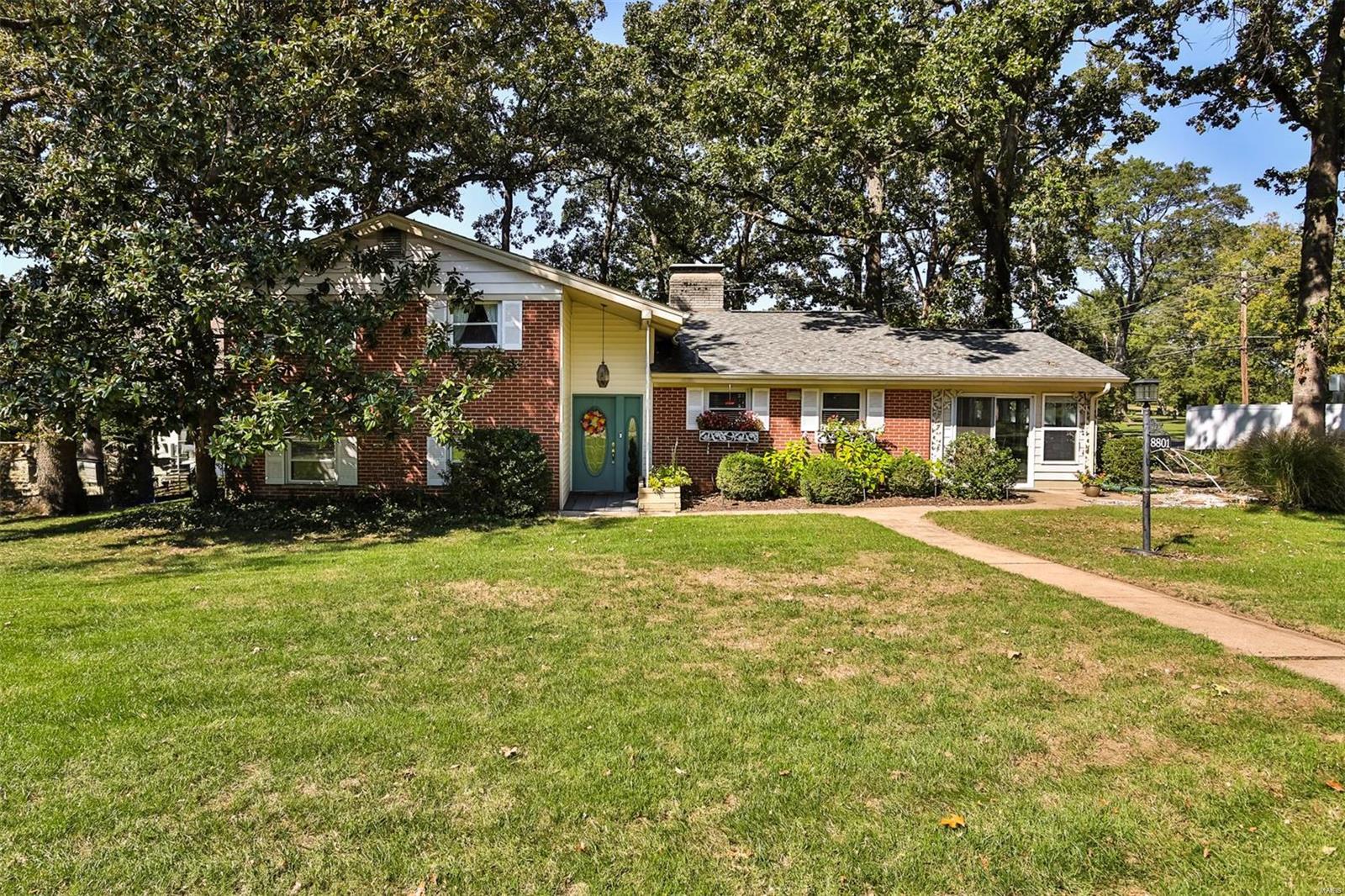 Bracken Cir, Saint Louis, MO 63123