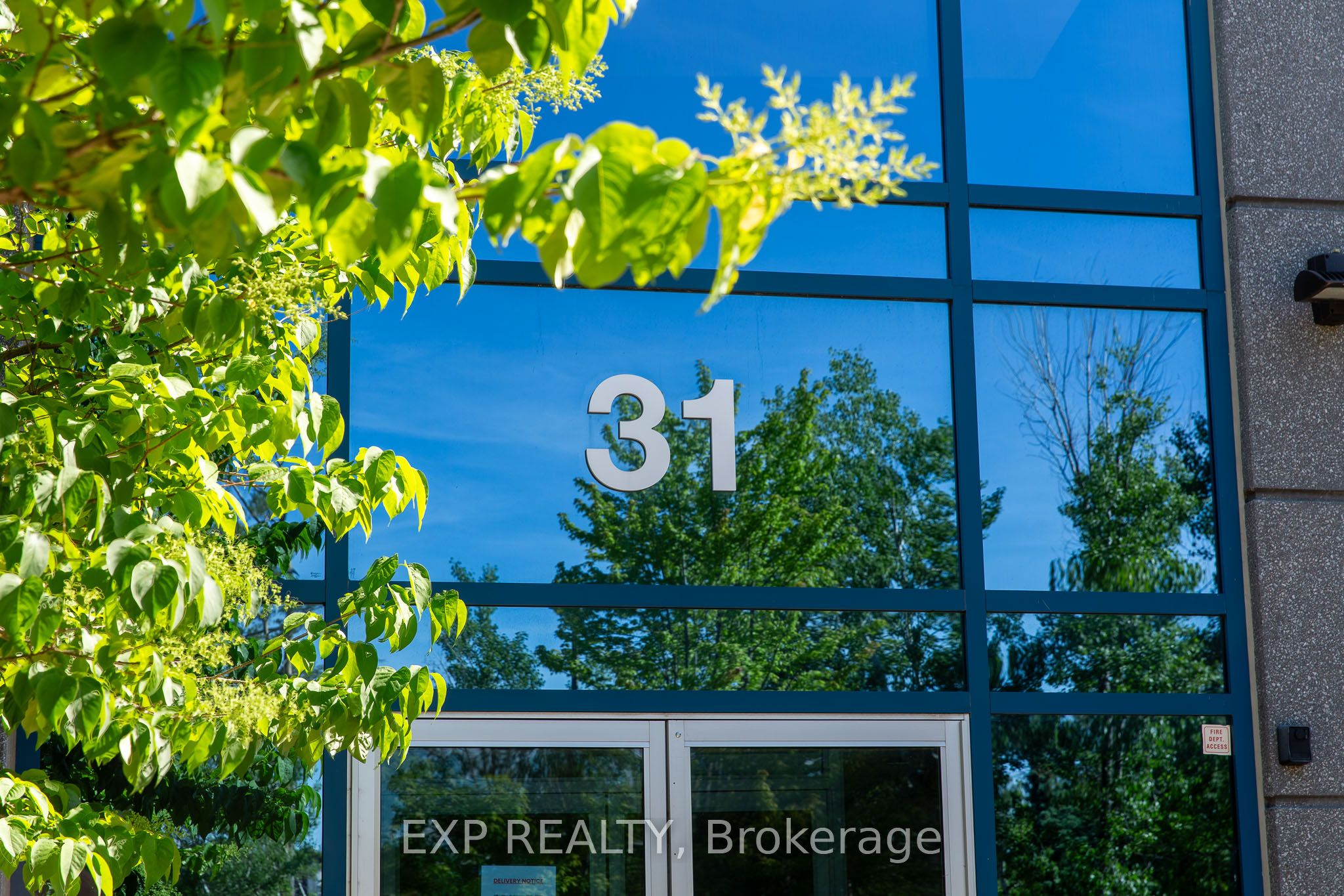 Commercial Lease in Country Place - Pineglen - Crestview and Area 4