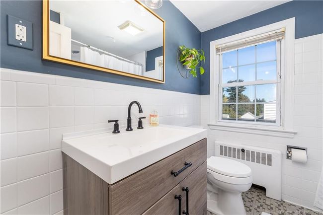 118 Longvue Dr, House other with 3 bedrooms, 2 bathrooms and 4 parking in Wethersfield CT | Image 29