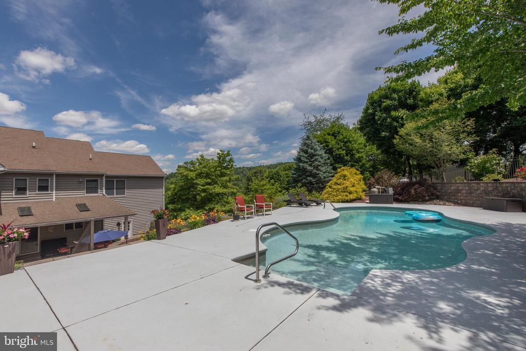 Residential in HELLERTOWN 5