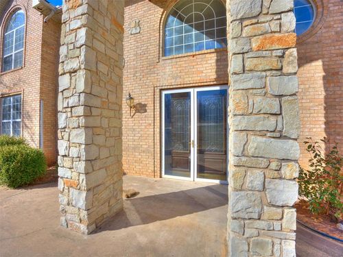 3201 Wakefield Ln, Choctaw, OK, 73020-6191 | Card Image