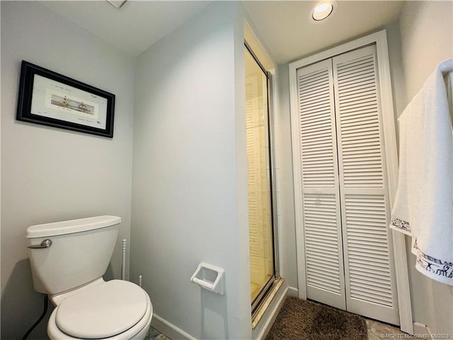 APT-401 - 10044 Ocean Dr, Condo with 3 bedrooms, 2 bathrooms and null parking in Jensen Beach FL | Image 61