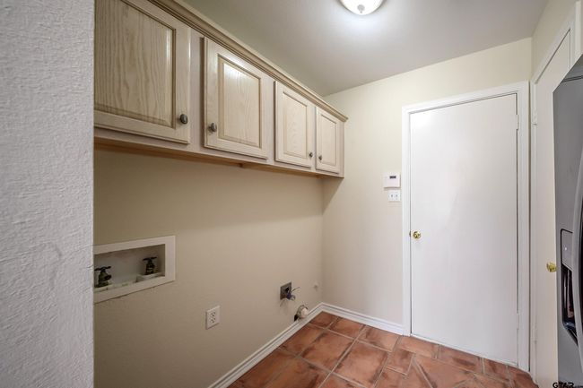 APT-602 - 5401 Hollytree Dr, Condo with 3 bedrooms, 2 bathrooms and null parking in Tyler TX | Image 14