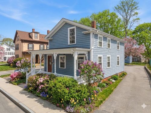 17 School St, Middleboro, MA, 02346 | Card Image