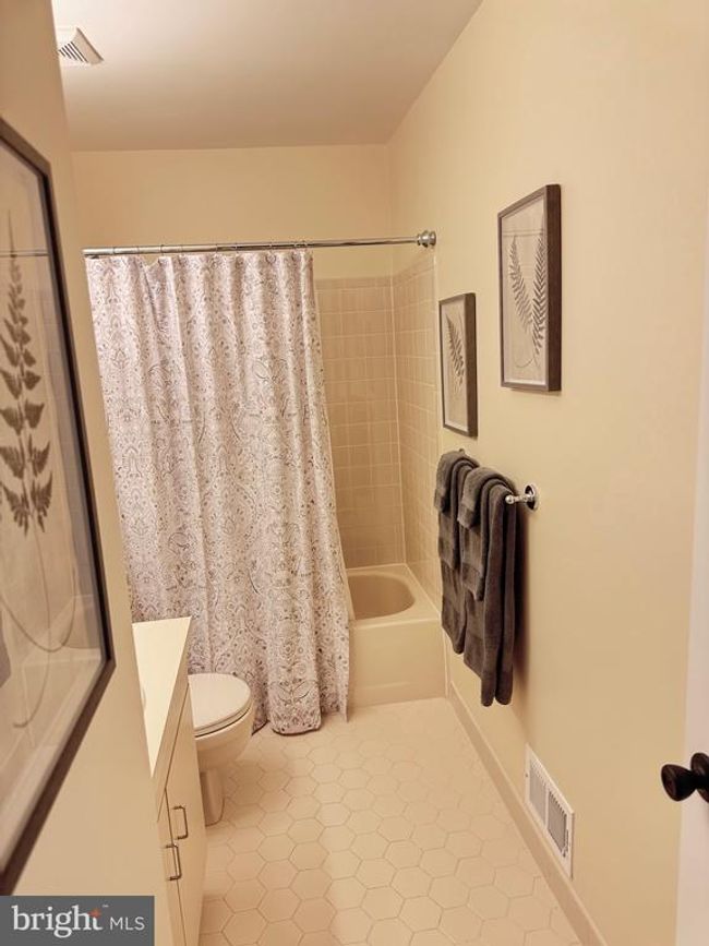 59 Sapphire Ln, Townhouse with 3 bedrooms, 3 bathrooms and null parking in Franklin Park NJ | Image 17
