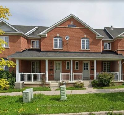 494 Bur Oak Ave, Home with 3 bedrooms, 3 bathrooms and 3 parking in Markham ON | Image 1