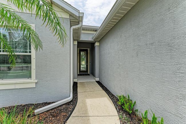 6516 Palm Leaf Ct, House other with 3 bedrooms, 2 bathrooms and null parking in SARASOTA FL | Image 4