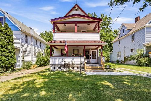 801 E 157th St, Cleveland, OH, 44110-3038 | Card Image