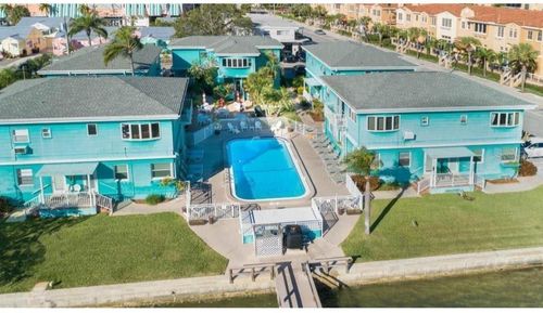 d6-483 E Shore Dr, CLEARWATER BEACH, FL, 33767-2033 | Card Image