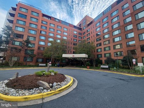 829-1021 Arlington Blvd, ARLINGTON, VA, 22209-2239 | Card Image