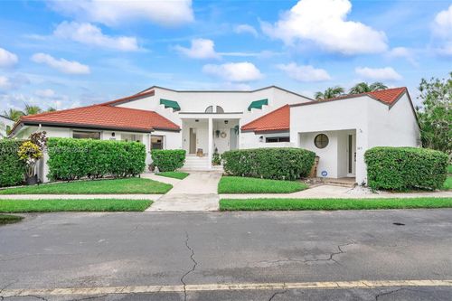 385 Nw 36th Ave, Deerfield Beach, FL, 33442-8013 | Card Image