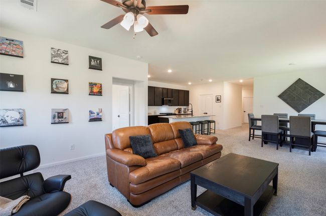 3605 Cedar Elm Trl, House other with 4 bedrooms, 2 bathrooms and null parking in Argyle TX | Image 4