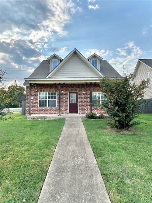 2473 Horse Shoe Dr, College Station, TX, 77845-4371 | Card Image