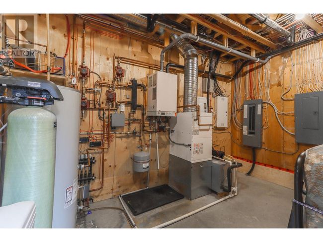 6308 Ash Rd, House other with 3 bedrooms, 3 bathrooms and 5 parking in Wasa BC | Image 39