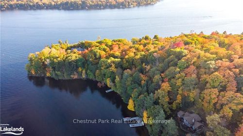 1902 A Fox Point Rd, Dwight, ON, P0A1H0 | Card Image