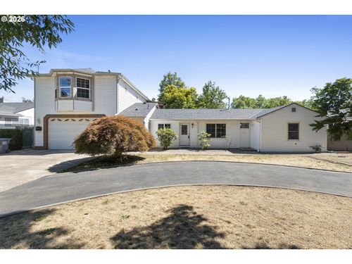 8506 Se Mill St, Portland, OR, 97216-1439 | Card Image