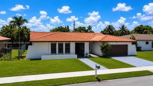 1330 Sw 126th Pl, Miami, FL, 33184-2312 | Card Image
