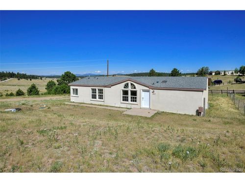 267 Longbow Dr E, Divide, CO, 80814-9453 | Card Image