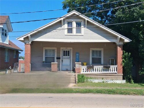 418 S Sprigg St, Cape Girardeau, MO, 63703-6855 | Card Image