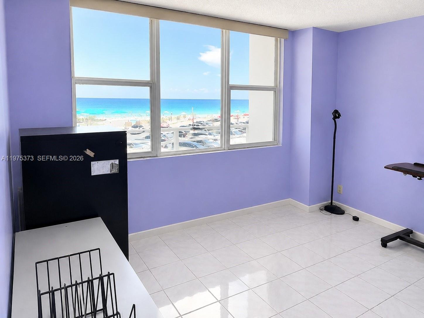 Residential in Hallandale Beach 2
