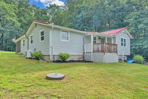 187 Fiddlers Green Rd, Bassett, VA, 24055-5156 | Card Image